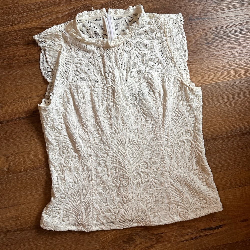 WHBM Elegant Lace Sleeveless Top - Cream